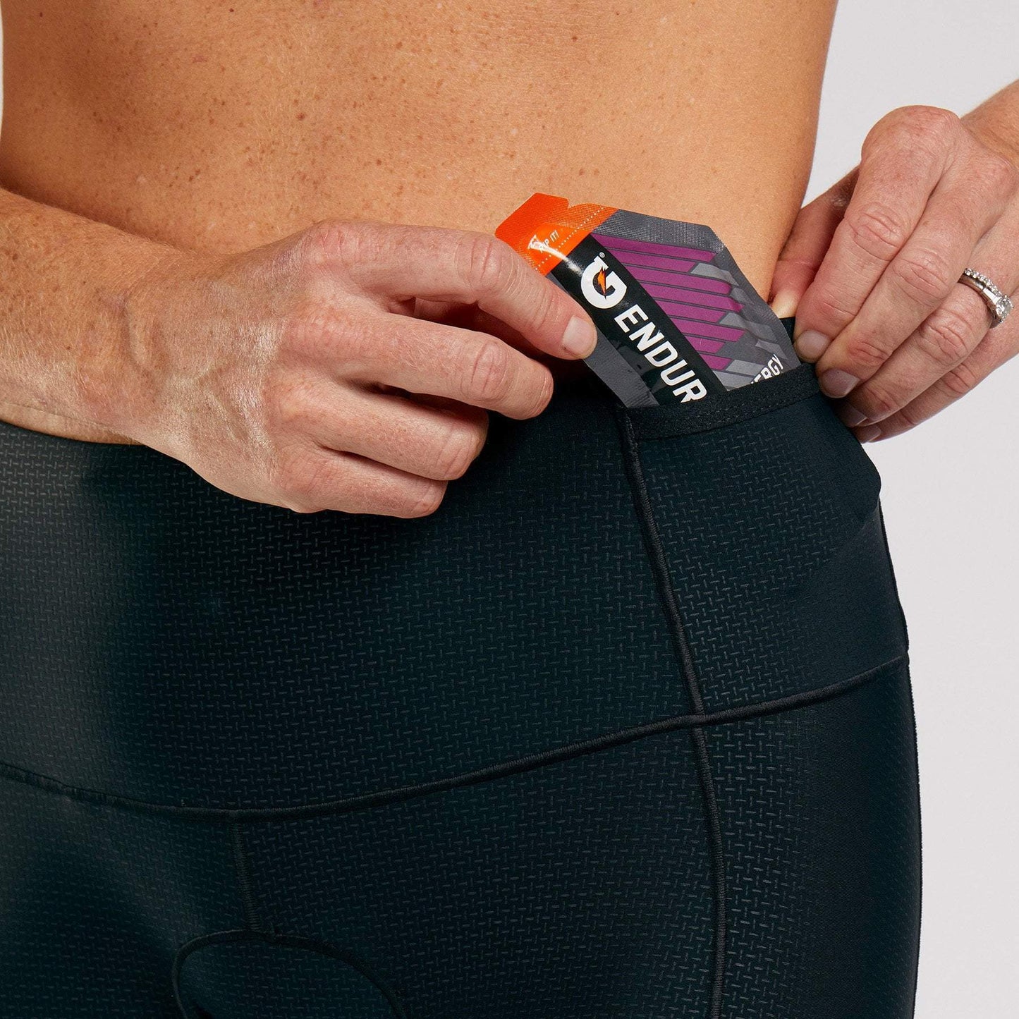 Quần ba môn Nữ Zoot Elite Tri Core 6" Short - Đen (Black)